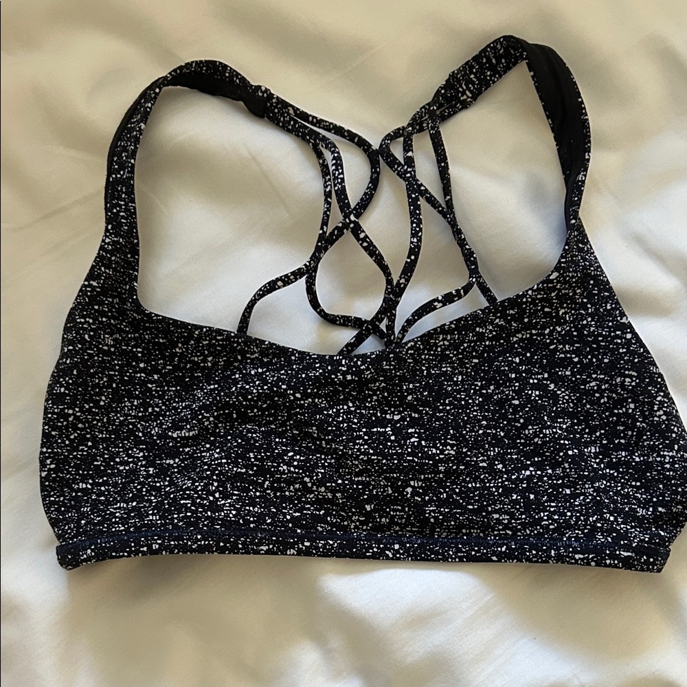 Lululemon Sports Bra Size 4